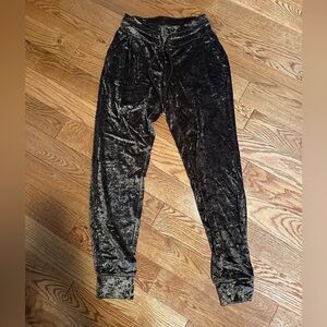 Lululemon joggers